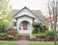 English cottage that sold for $313,000 in 2001.