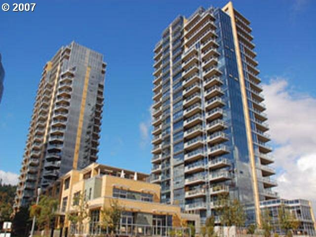 The Meriwether Towers in the South Waterfront
