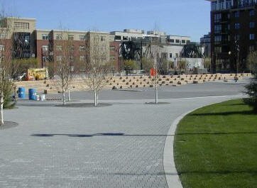 Jamison Square park opened in May 2002. It is the first of three parks in the Pearl District.