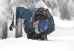 THOMAS BOYD/THE OREGONIAN Hydrologist Jon Lea of the USDA NRCS measures the snow pack at Timberline Lodge Ski and Snowboard area on Mt. Hood, Fri., Dec. 28, 2007.